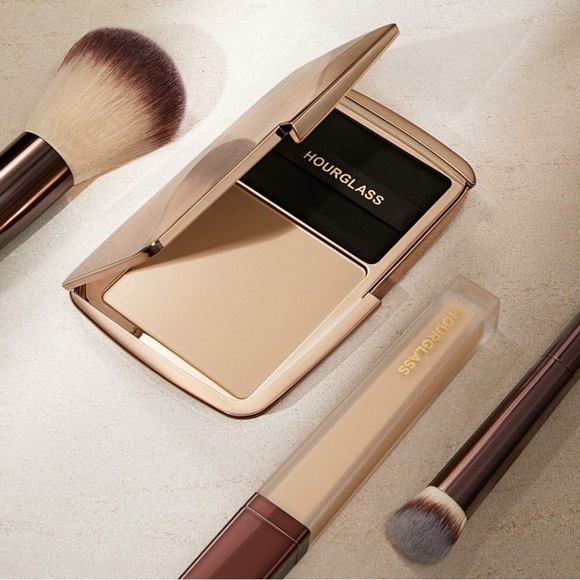 Hourglass Vanish Airbrush Pressed Powder Translucent - Picture 11 of 11